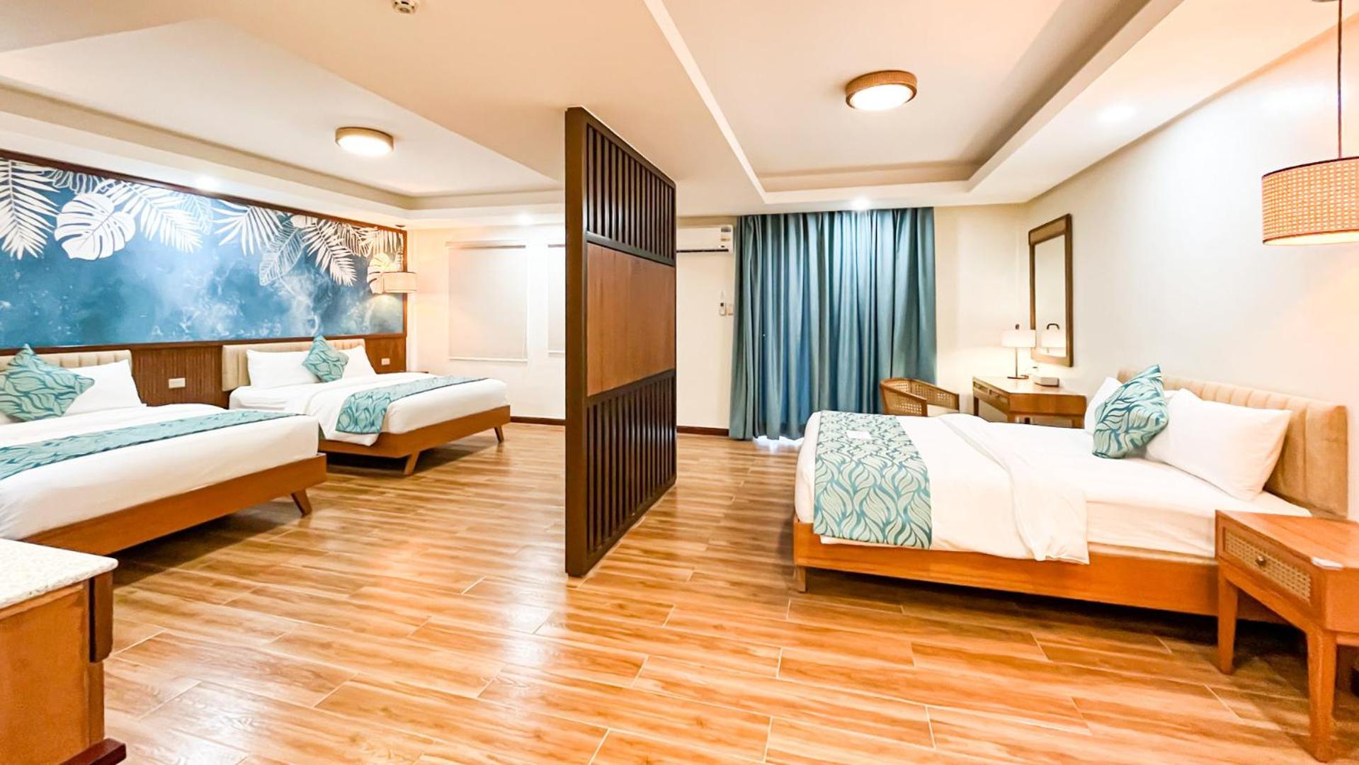 La Jolla Luxury Beach Resort Bagac Exterior foto